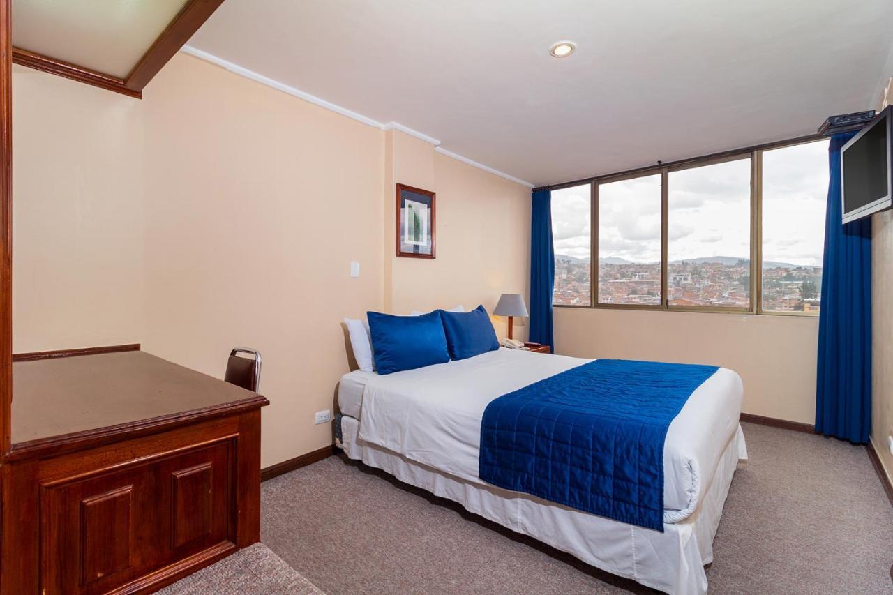 Hotel Presidente Cuenca Kültér fotó