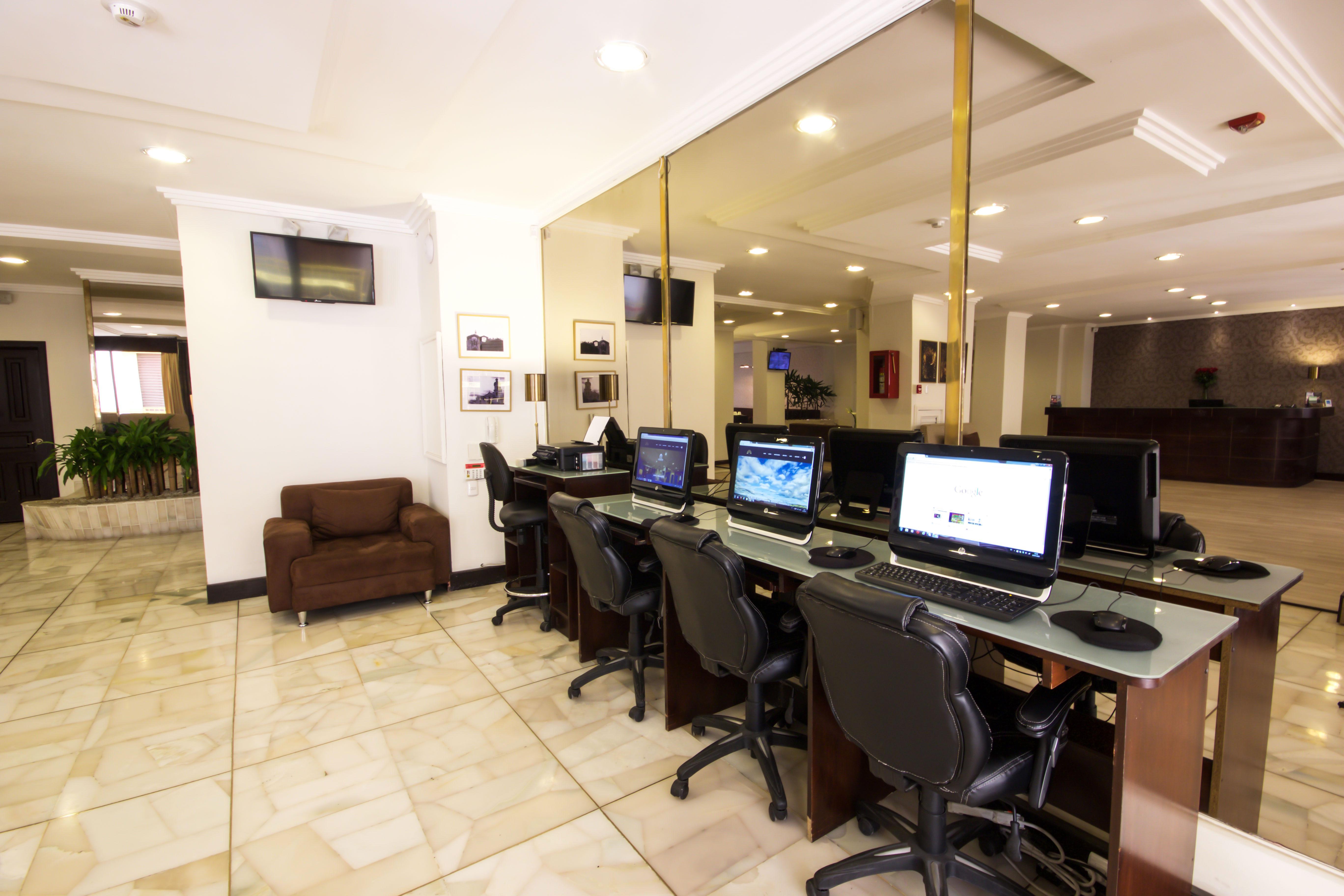 Hotel Presidente Cuenca Kültér fotó