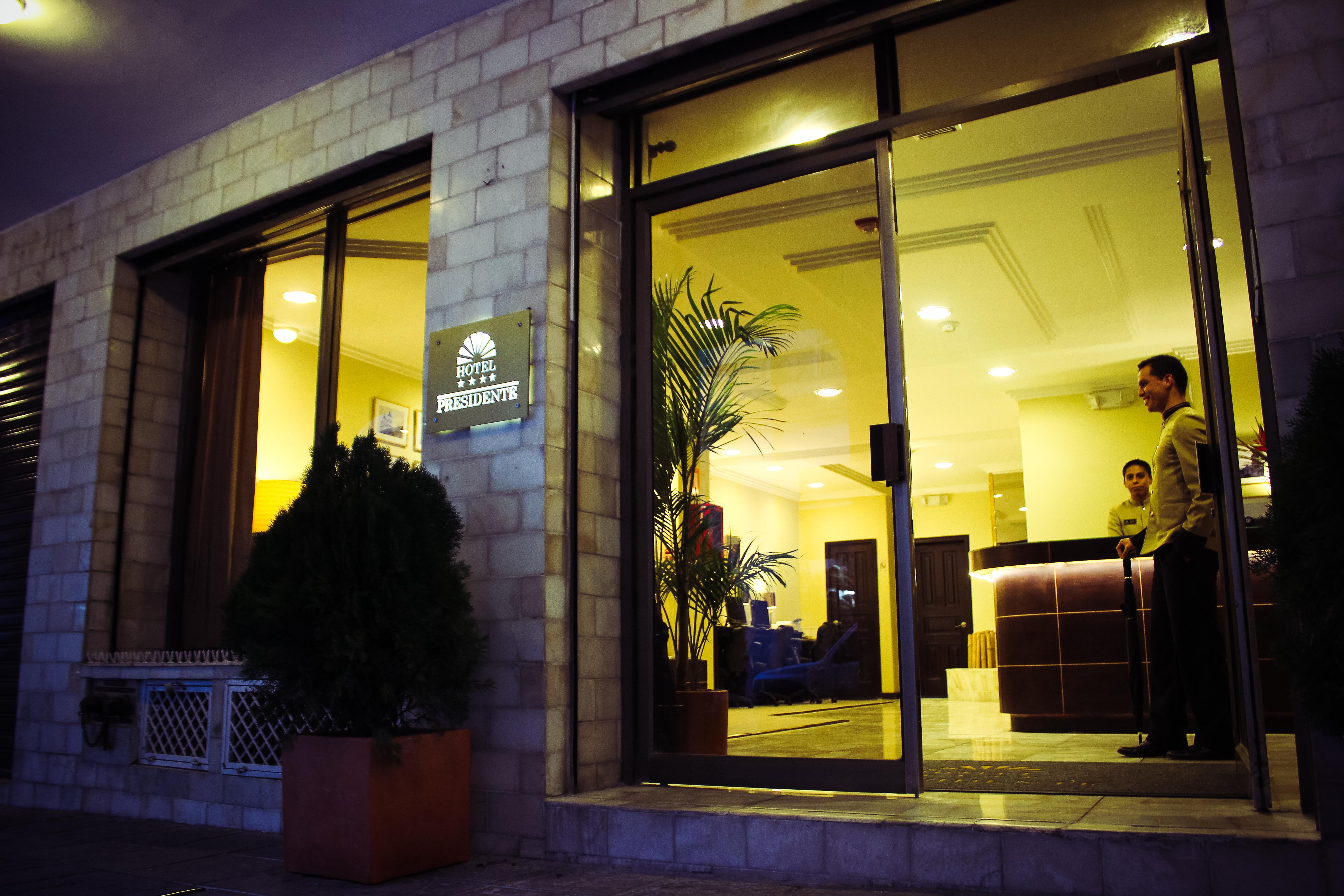 Hotel Presidente Cuenca Kültér fotó