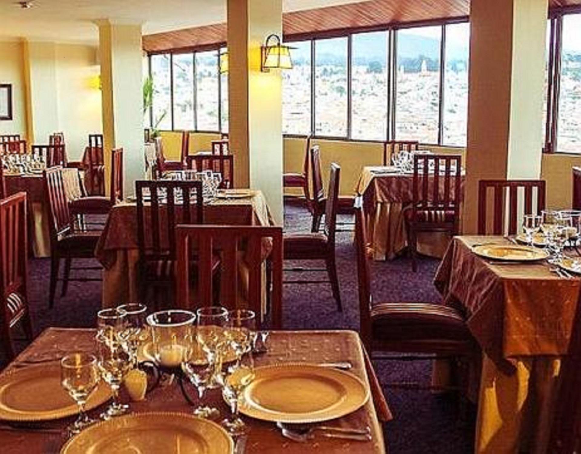 Hotel Presidente Cuenca Kültér fotó