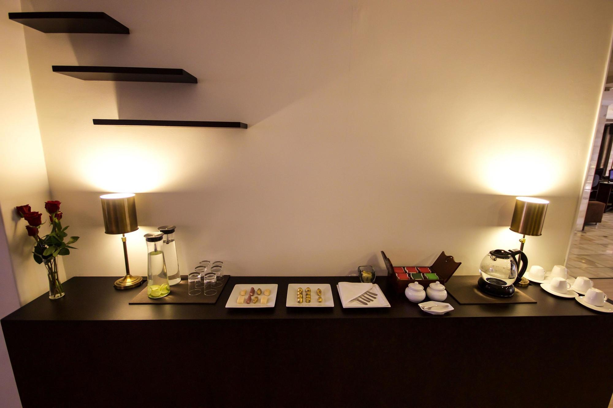 Hotel Presidente Cuenca Kültér fotó