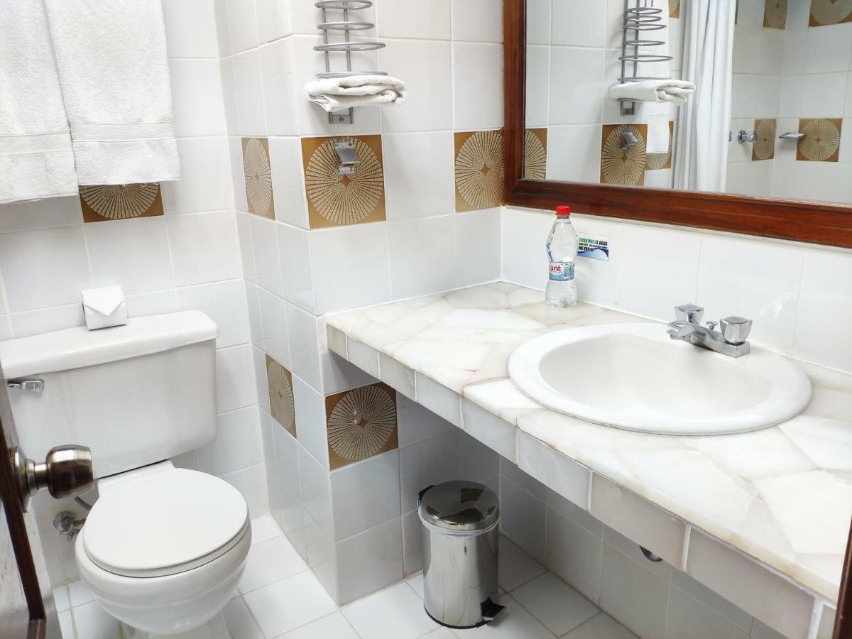 Hotel Presidente Cuenca Kültér fotó